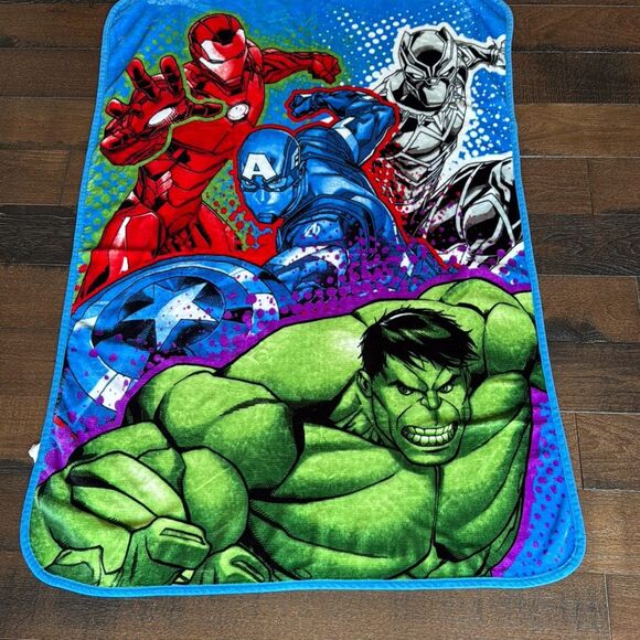 Marvel Avengers plush fleece throw blanket Incredible Hulk superhero - Picture 1 of 5